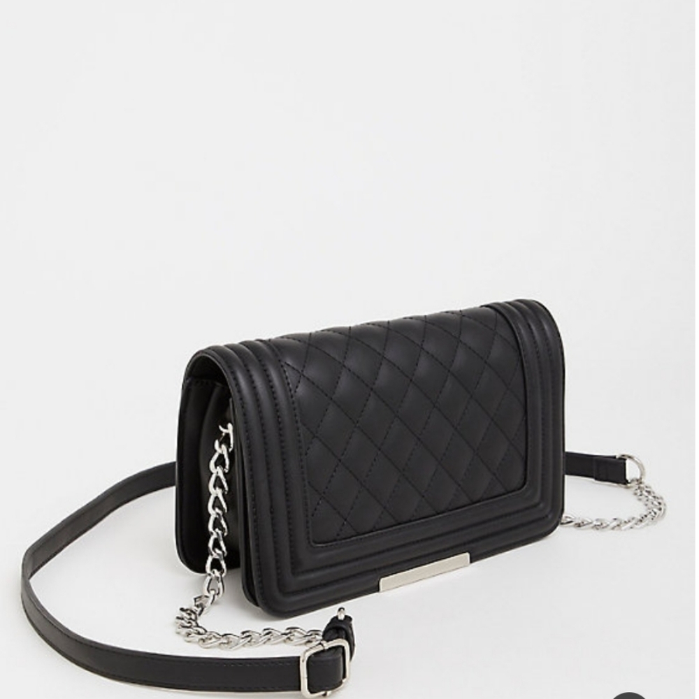 Torrid quilted faux leather chain cross body purse